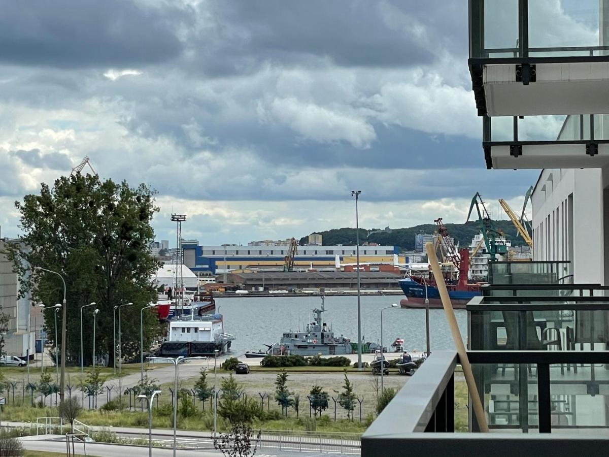 Nowy Apartament W Stylu Industrialnym Przy Porcie Appartement Gdynia Buitenkant foto